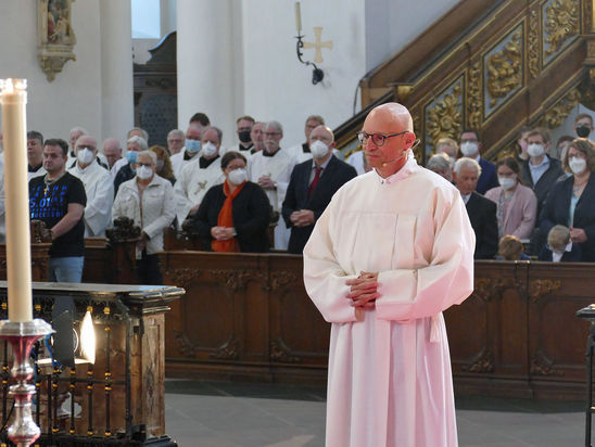 Diakonenweihe im Fuldaer Dom (Foto: Karl-Franz Thiede)